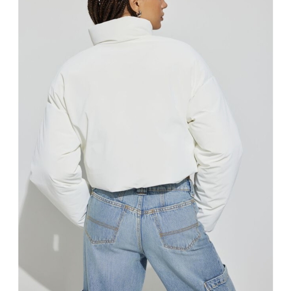 Cropped Puffer - Picture 4 of 5